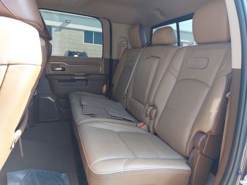 Used 2022 RAM 3500 Limited AWD/4WD image 15