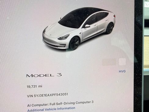 Used 2023 Tesla Model 3 Standard Range RWD image 8