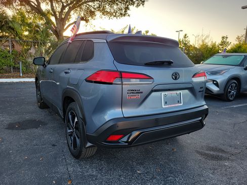 Used 2024 Toyota Corolla Cross SE image 9