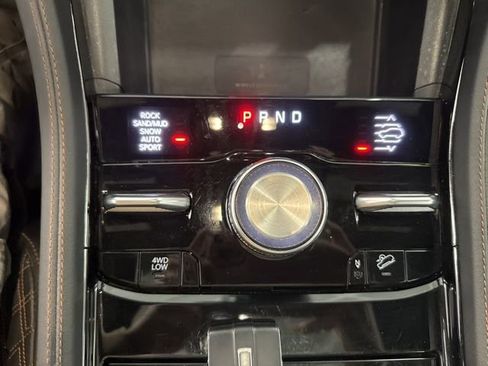 Used 2024 Jeep Grand Cherokee Summit image 51