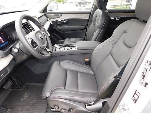 New 2026 Volvo XC90 B6 Ultra image 15