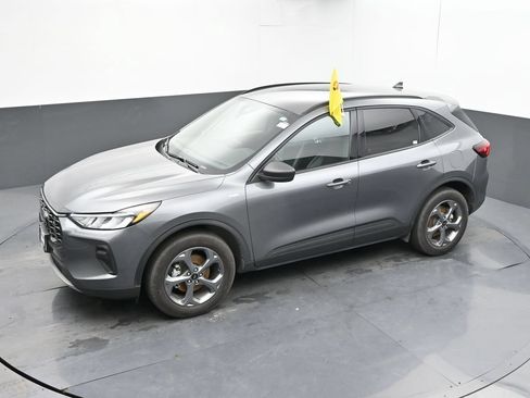 Used 2025 Ford Escape ST-Line AWD/4WD image 31