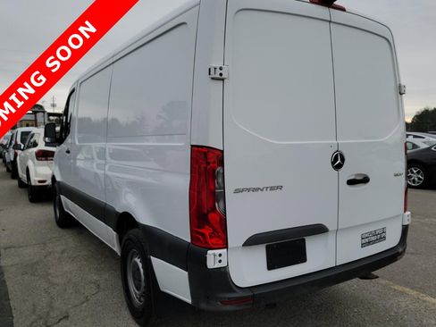 Used 2022 Mercedes-Benz Sprinter 1500 image 5