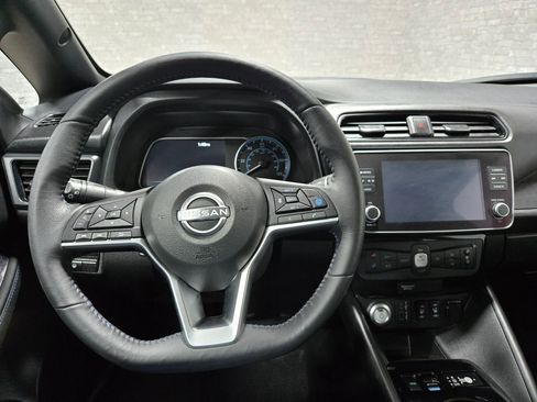 Used 2024 Nissan Leaf SV Plus image 16