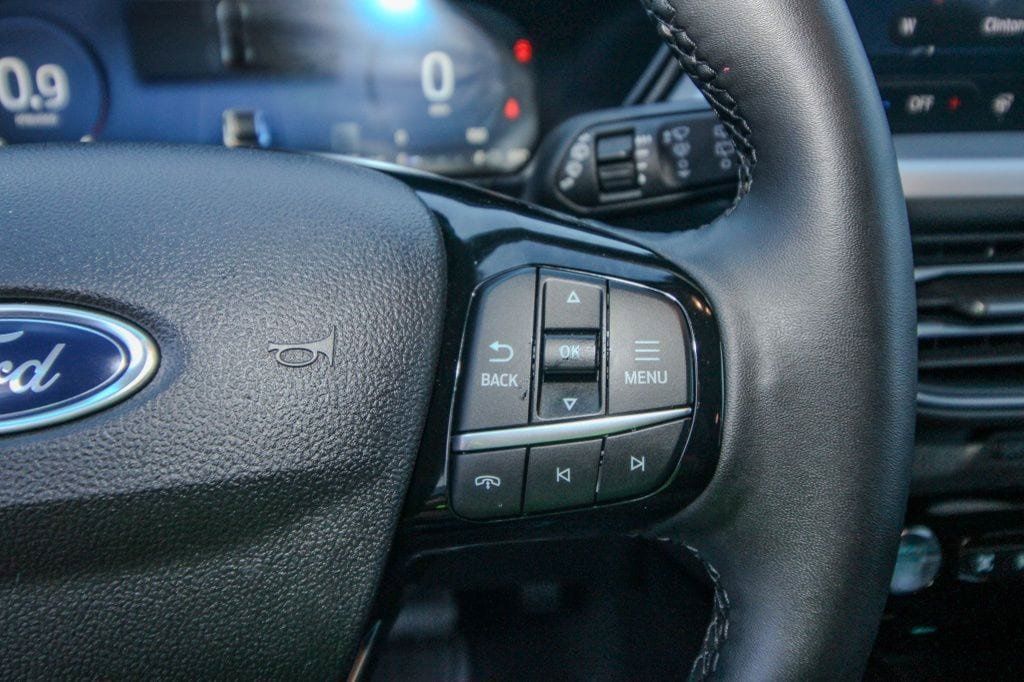 Used 2023 Ford Escape Platinum AWD/4WD image 19