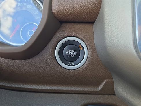 Certified 2021 RAM 1500 Laramie image 25