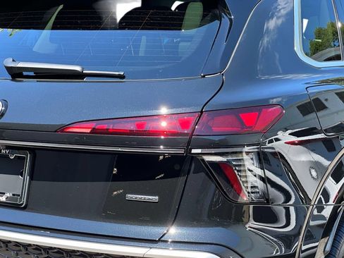 New 2026 Audi Q3 quattro 2.0T AWD/4WD image 26