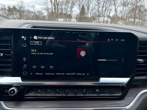 Used 2022 GMC Sierra 1500 SLT w/ SLT Convenience Package image 27