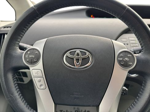 Used 2012 Toyota Prius Four image 17