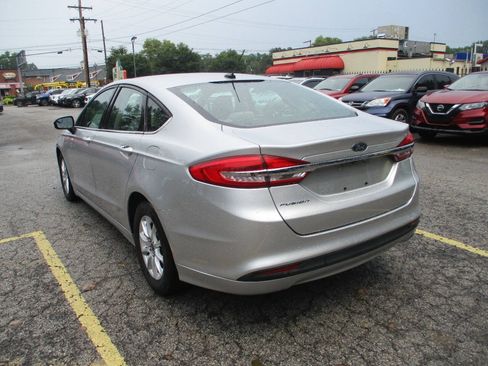 Used 2017 Ford Fusion S FWD image 2