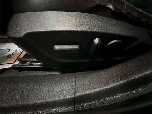 Used 2014 Chevrolet Malibu LTZ image 12