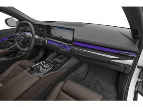 New 2026 BMW 540i xDrive w/ M Sport Package image 18