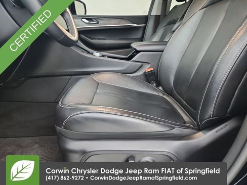 Used 2022 Jeep Grand Cherokee Limited image 19