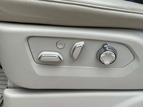 Certified 2024 Cadillac Escalade Sport Platinum AWD/4WD image 22