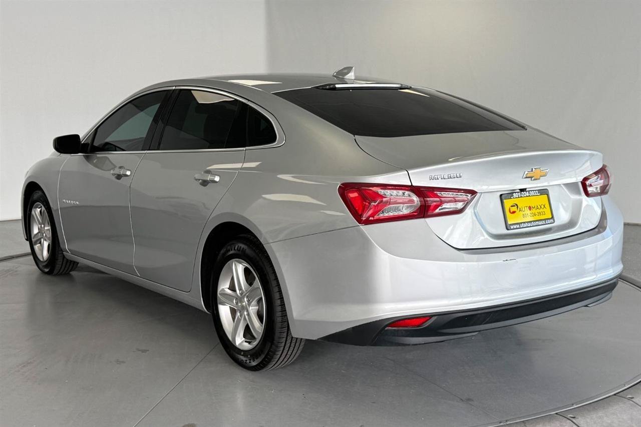 Used 2022 Chevrolet Malibu LT FWD image 6