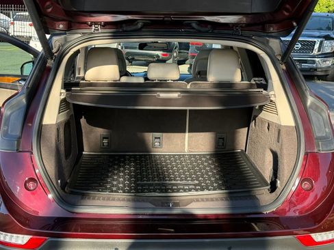 Used 2019 Lincoln MKC Select w/ Select Plus Package FWD image 10