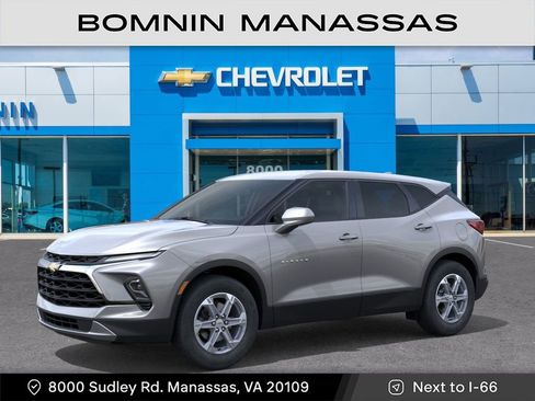 New 2026 Chevrolet Blazer LT AWD/4WD image 3