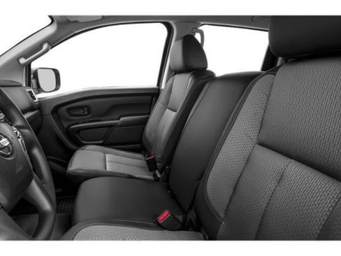 Used 2018 Nissan Titan S w/ S Utility Package image 9