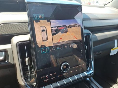 New 2026 GMC Yukon XL AT4 w/ AT4 Premium Plus Package AWD/4WD image 21