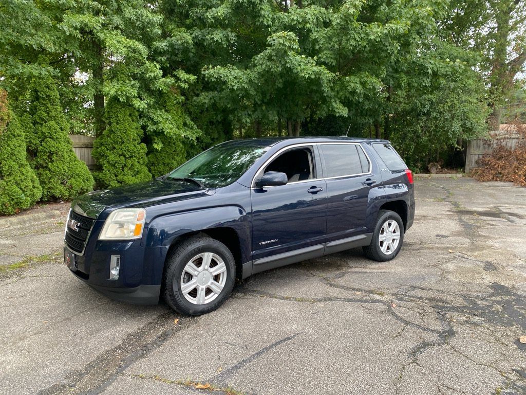 Used 2015 GMC Terrain SLE FWD image 1
