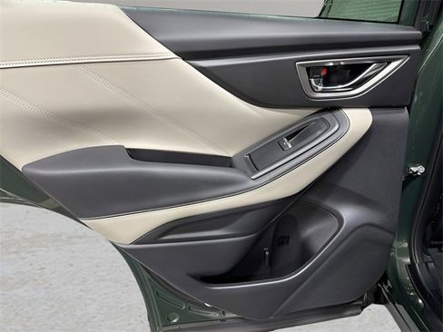 Certified 2023 Subaru Forester Limited image 31