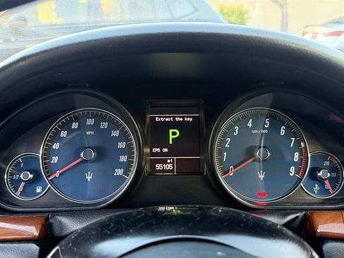 Used 2013 Maserati GranTurismo Sport image 30