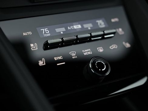 New 2025 Porsche Macan 4S Electric image 34