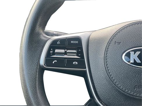 Used 2019 Kia Sorento LX image 14