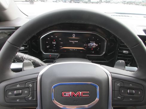 New 2026 GMC Sierra 1500 SLT w/ SLT Convenience Package AWD/4WD image 19