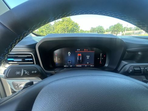 Used 2025 Ford Maverick Lobo AWD/4WD image 20
