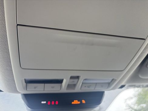 Used 2023 MAZDA MAZDA3 2.5 Turbo Sedan w/Premium Plus image 21