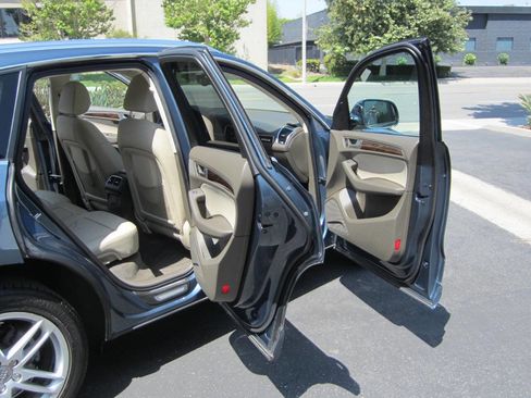 Used 2015 Audi Q5 2.0T Premium Plus w/ Technology Package image 15