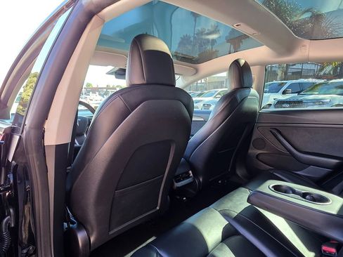 Used 2022 Tesla Model 3 image 26