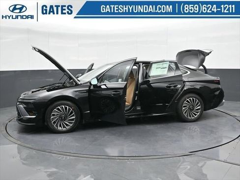 New 2025 Hyundai Sonata Limited image 99