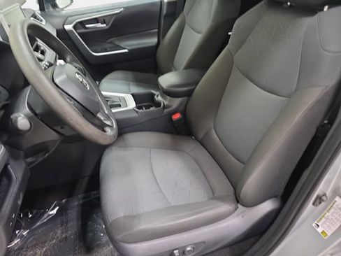 Certified 2025 Toyota RAV4 XLE AWD/4WD image 11
