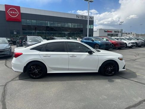 Used 2024 Honda Civic Sport image 13