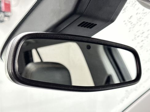 Used 2019 GMC Terrain SLT w/ Preferred Package image 38