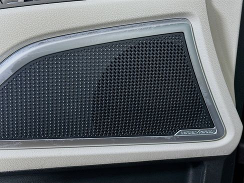 Used 2024 Kia Telluride SX Prestige image 19