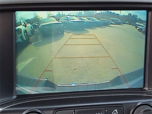 Used 2018 Chevrolet Silverado 1500 LT w/ All Star Edition image 21