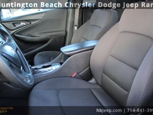 Used 2023 Chevrolet Malibu LT image 31