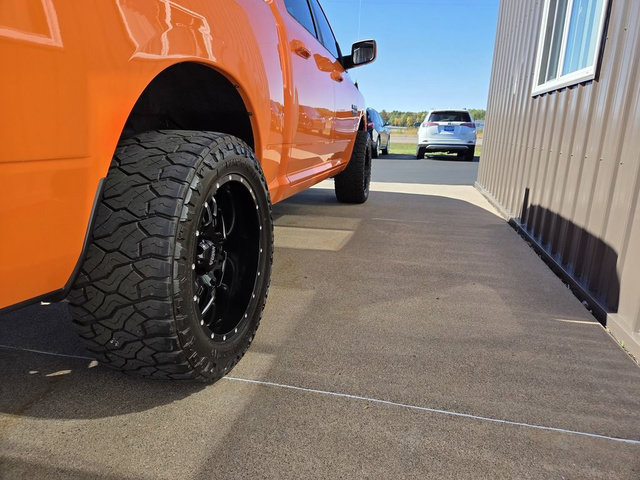 Used 2015 RAM 1500 Sport w/ Ignition Orange Sport Package AWD/4WD image 11