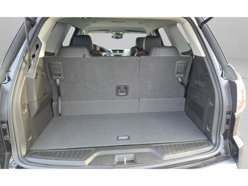 Used 2017 GMC Acadia Limited SLT image 15