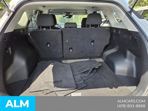 Used 2025 Kia Sportage LX FWD image 18