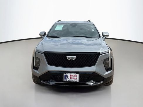 Used 2025 Cadillac XT4 Sport w/ LPO, Onyx Lite Package FWD image 2