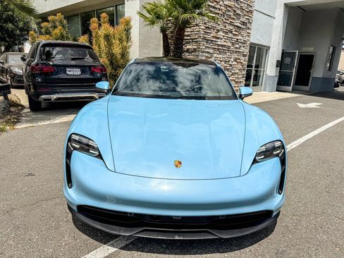 Used 2021 Porsche Taycan RWD image 10