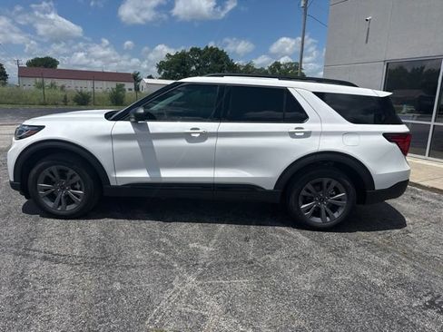 New 2026 Ford Explorer Active w/ Active Comfort Package AWD/4WD image 8