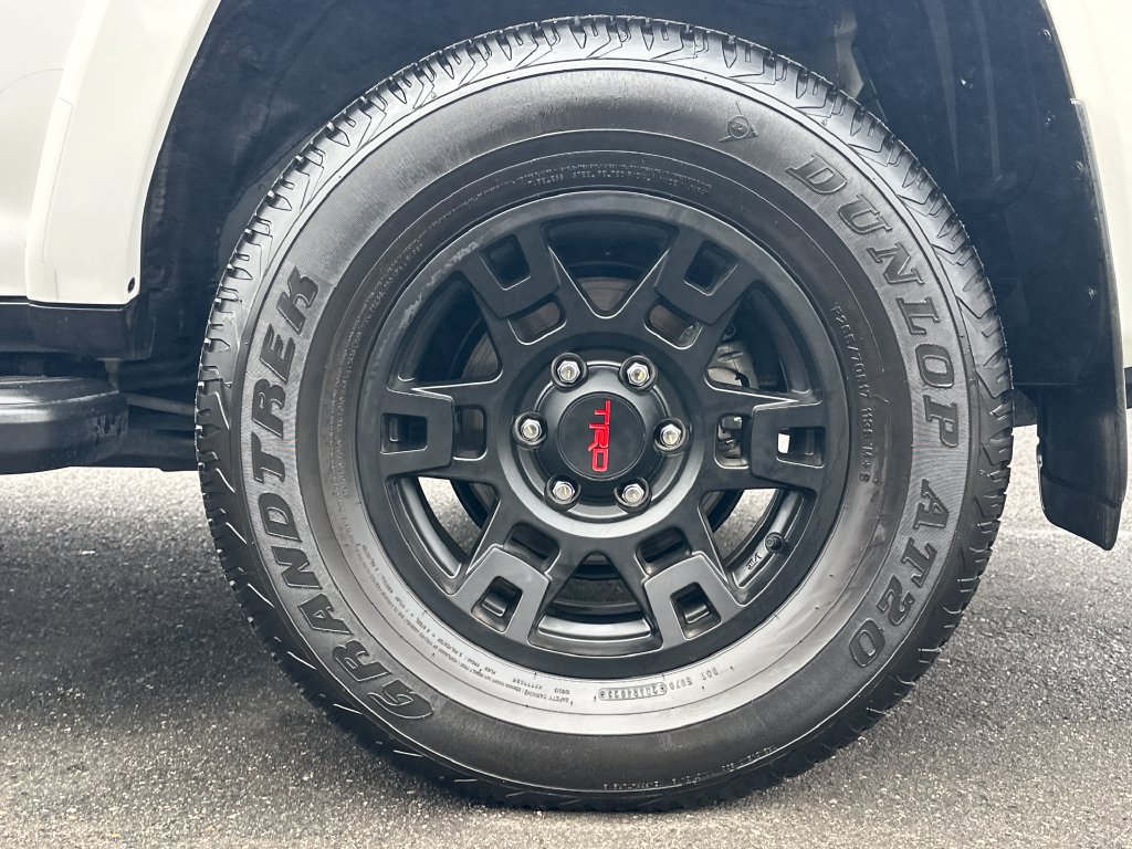 Certified 2024 Toyota 4Runner TRD Off-Road Premium AWD/4WD image 26