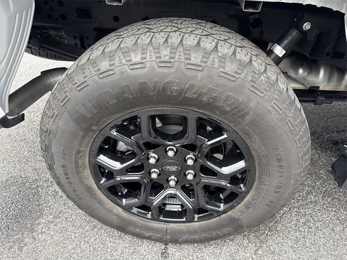 Used 2024 Ford F150 XLT w/ Equipment Group 302A MID image 17