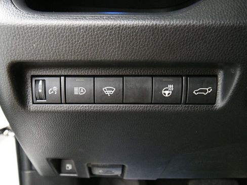 Used 2022 Toyota RAV4 XSE image 17