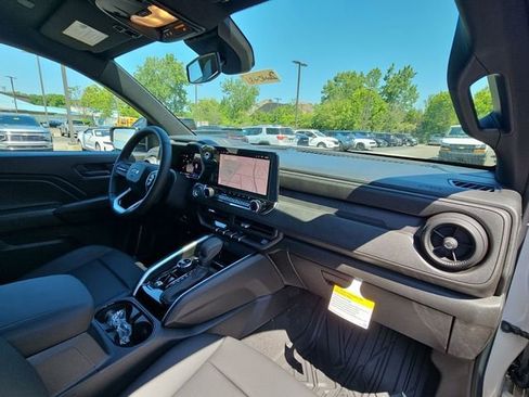New 2026 Chevrolet Colorado Trail Boss AWD/4WD image 31